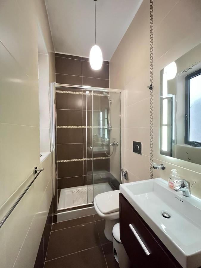 City Center Properties - Modern Two Bedroom Apartment With A Hot Tub And Amazing Location Сент-Полс-Бей Экстерьер фото